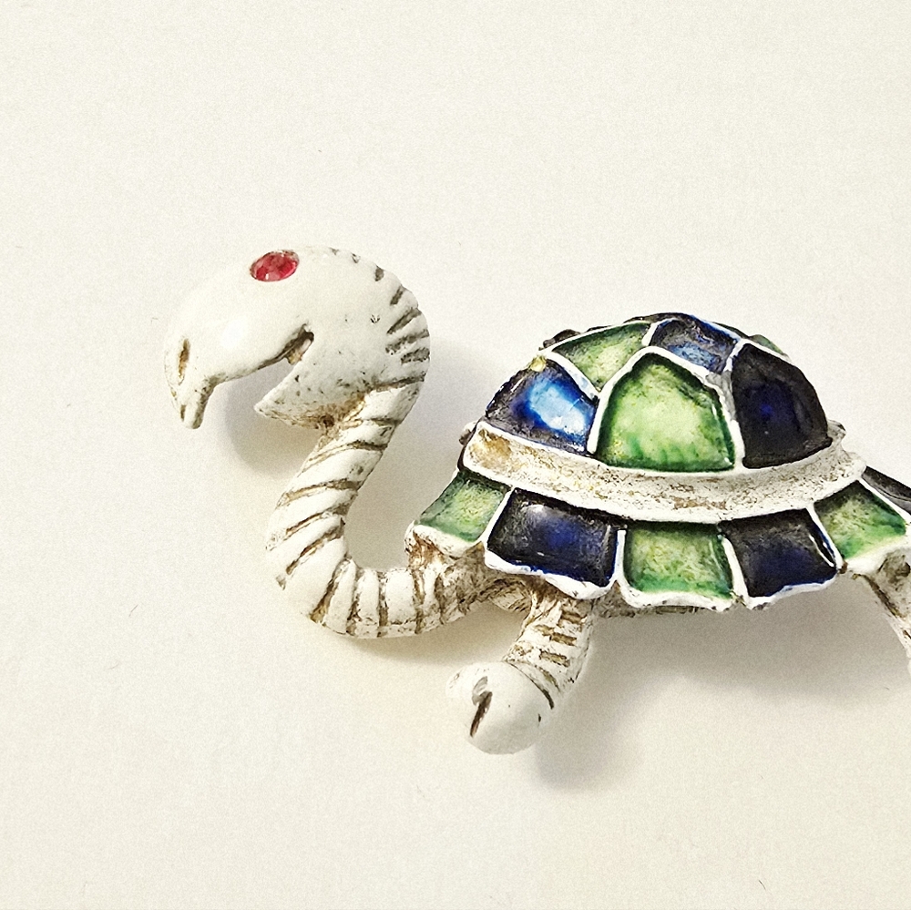 3/$50 Vintage 60s enamel turtle brooch with rhinestone eyes green blue shell